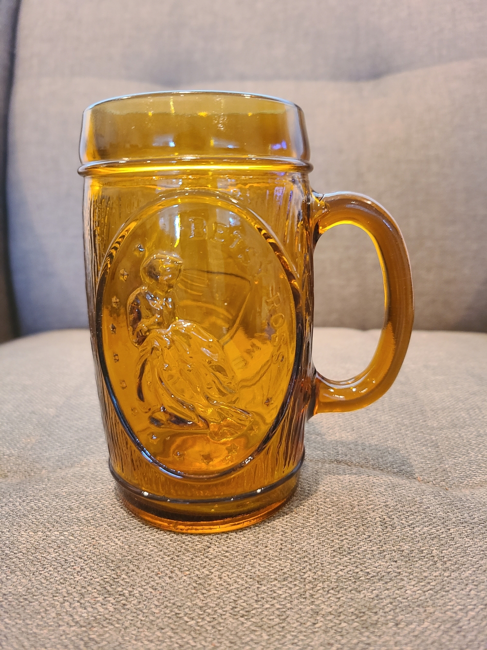 Vintage Betsy Ross Liberty Bell Amber Glass Beer Stein Bicentennial Mug 1776 US